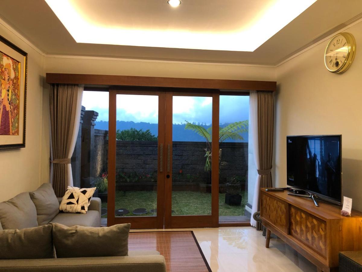 Buyan View Villa *